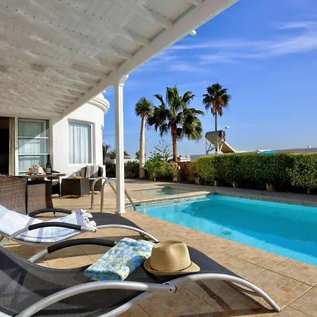 Alegranza Villa *